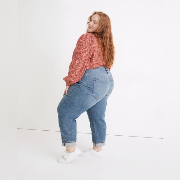 The Plus High-Rise Slim Boyjean in Neal Wash: TENCEL Denim Edition - Picture 2 of 6